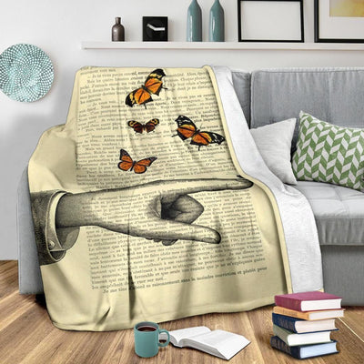 Vintage Letter Monarch Butterfly Printed Fleece Blanket