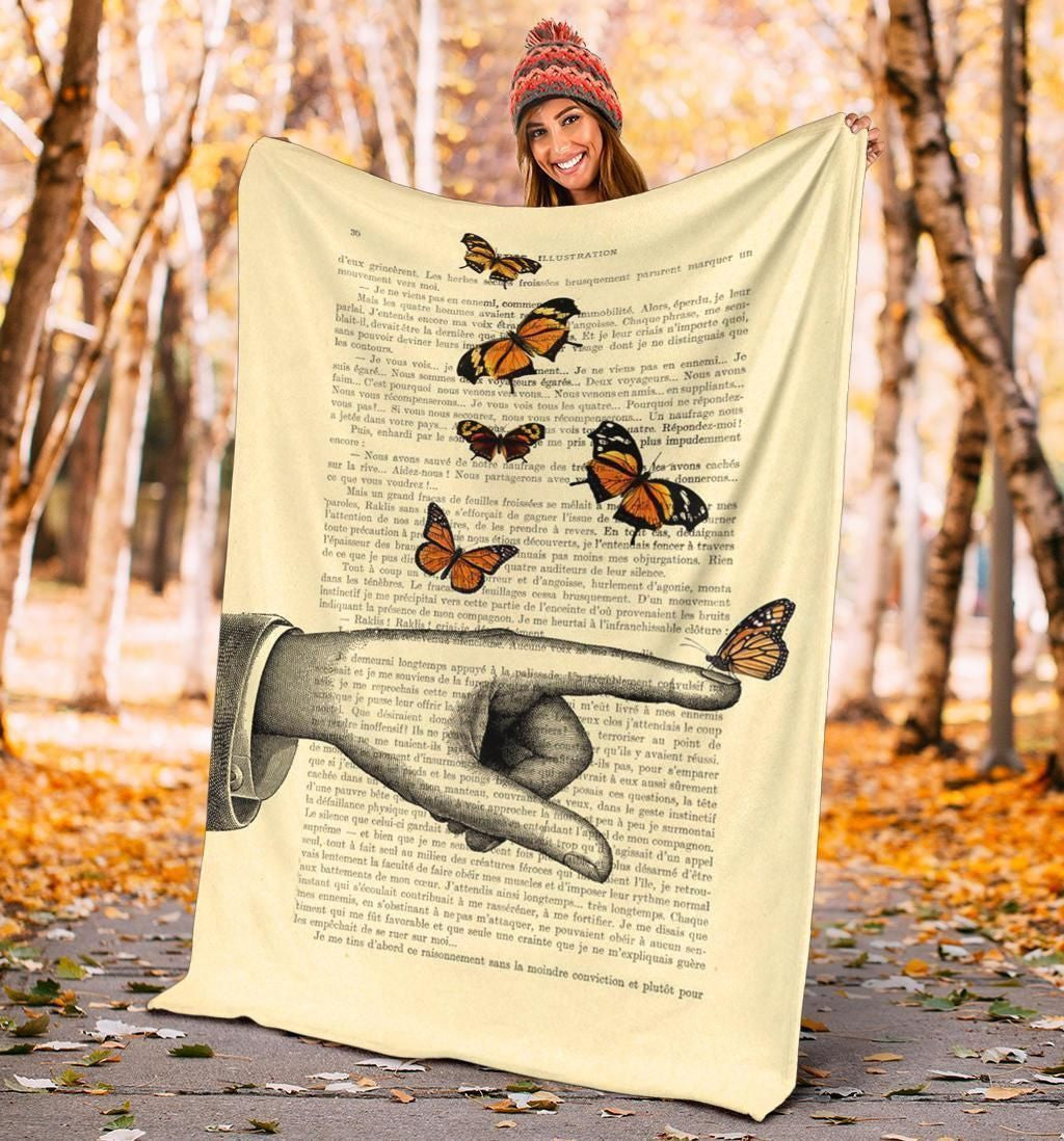 Vintage Letter Monarch Butterfly Printed Fleece Blanket