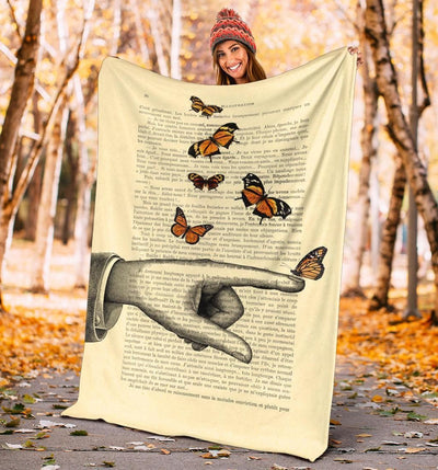 Vintage Letter Monarch Butterfly Printed Fleece Blanket