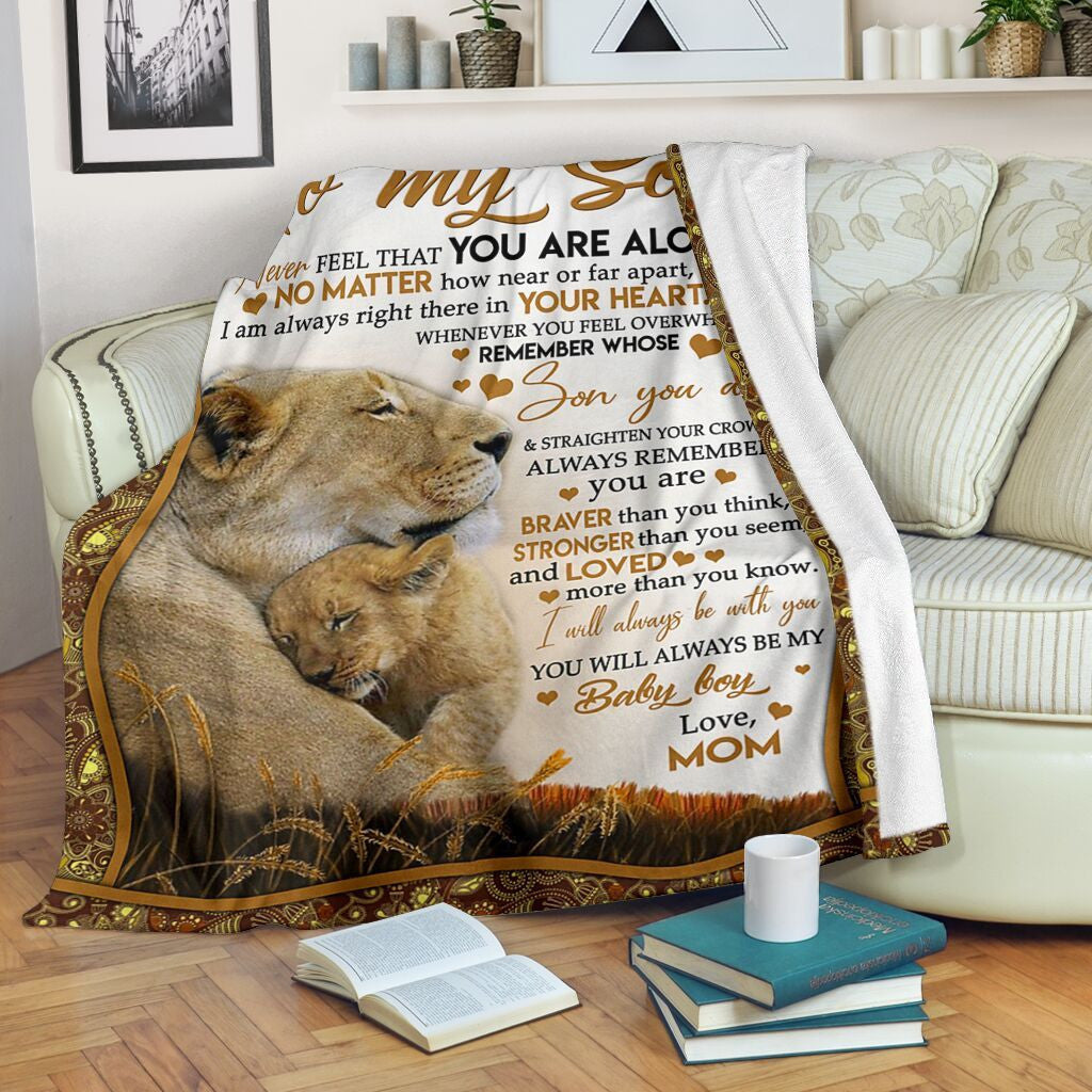 Mom To My Son Never Feel That You Are Alone Fleece Blanket Fleece Blanket