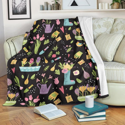 Gardening Pattern Print Design Black Fleece Blanket