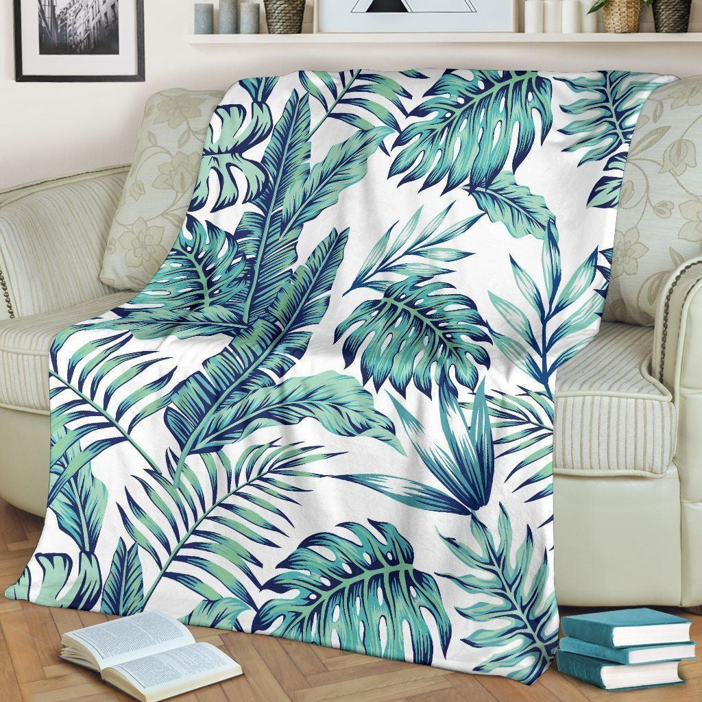 Green And White Pattern Tropical Palm Leaves Fleece Blanket