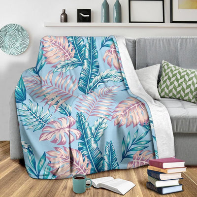 Tropical Flower And Leaves Pattern Print Design Fleece Blanket