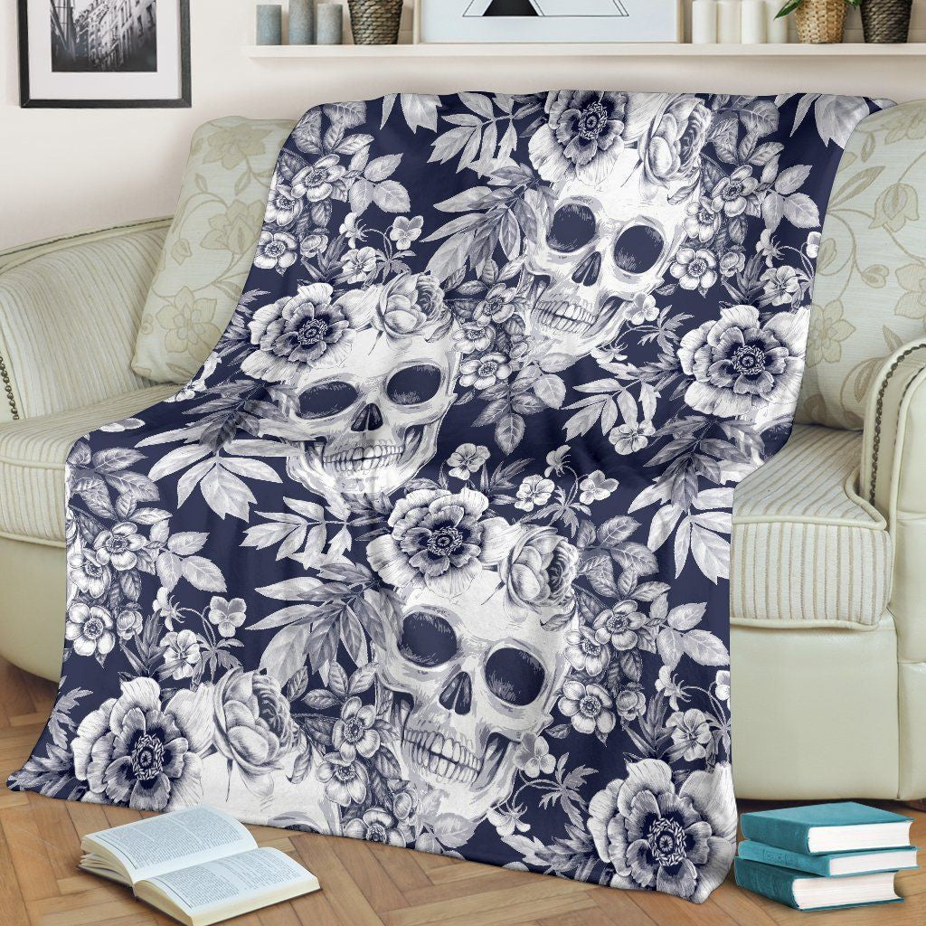 Skull Floral Beautiful Back And White Fleece Blanket