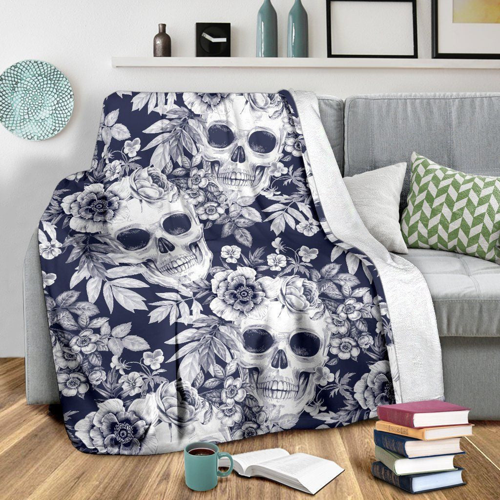 Skull Floral Beautiful Back And White Fleece Blanket