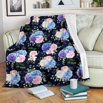 Neon Hydrangea Pattern Print Design Fleece Blanket
