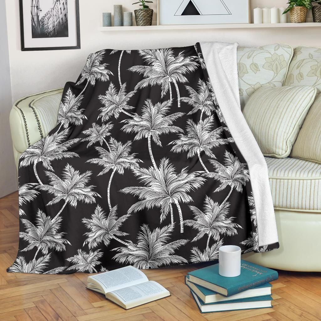 Palm Tree Pattern Print Design Black And White Fleece Blanket