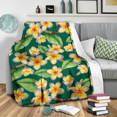 Nature Plumeria Pattern Print Design Fleece Blanket