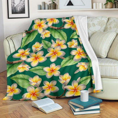 Nature Plumeria Pattern Print Design Fleece Blanket