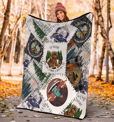 Go Outside Worst Case Scenario A Bear Kills You Camping Fleece Blanket