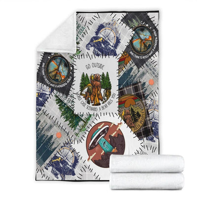 Go Outside Worst Case Scenario A Bear Kills You Camping Fleece Blanket