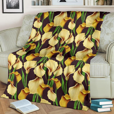 Yellow Lily Pattern Print Design Fleece Blanket