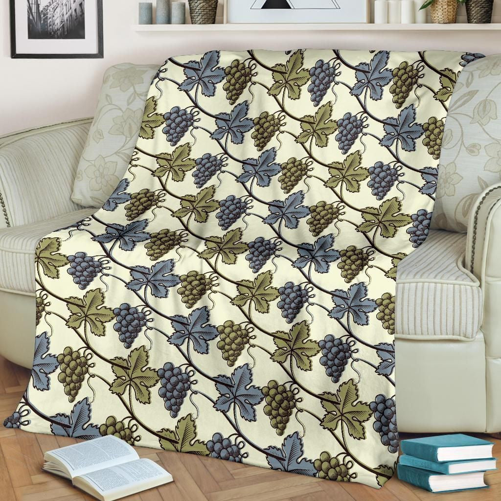 Grape Pattern Print Design White Fleece Blanket