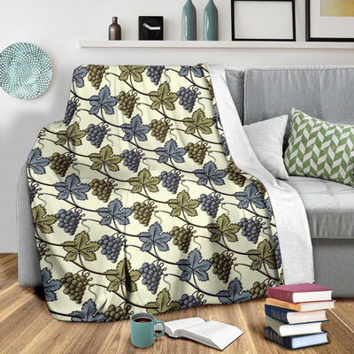Grape Pattern Print Design White Fleece Blanket