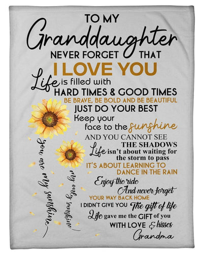 Grandma To My Granddaughter You Are My Sunshine Fleece Blanket Fleece Blanket