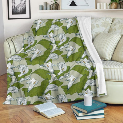 Green Lily Pattern Design Print Fleece Blanket
