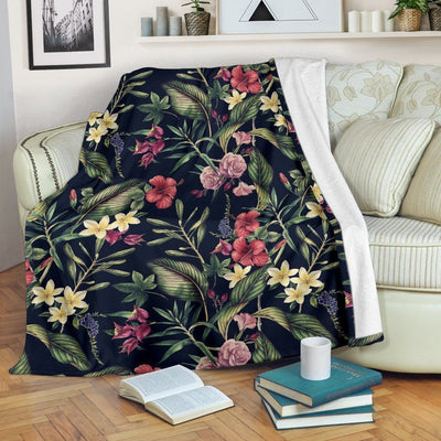 Tropical Flower Pattern Black Background Fleece Blanket