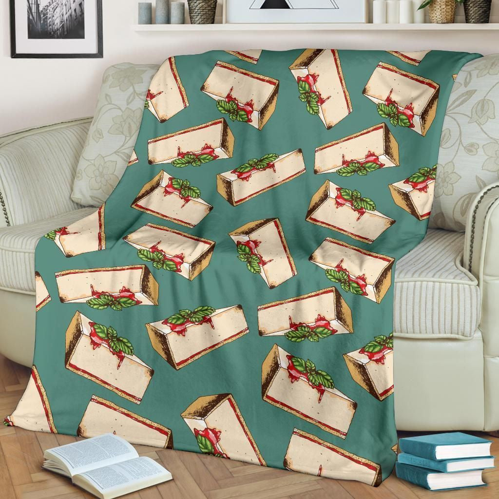 Cheesecake Pattern Print Design Green Fleece Blanket