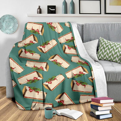 Cheesecake Pattern Print Design Green Fleece Blanket