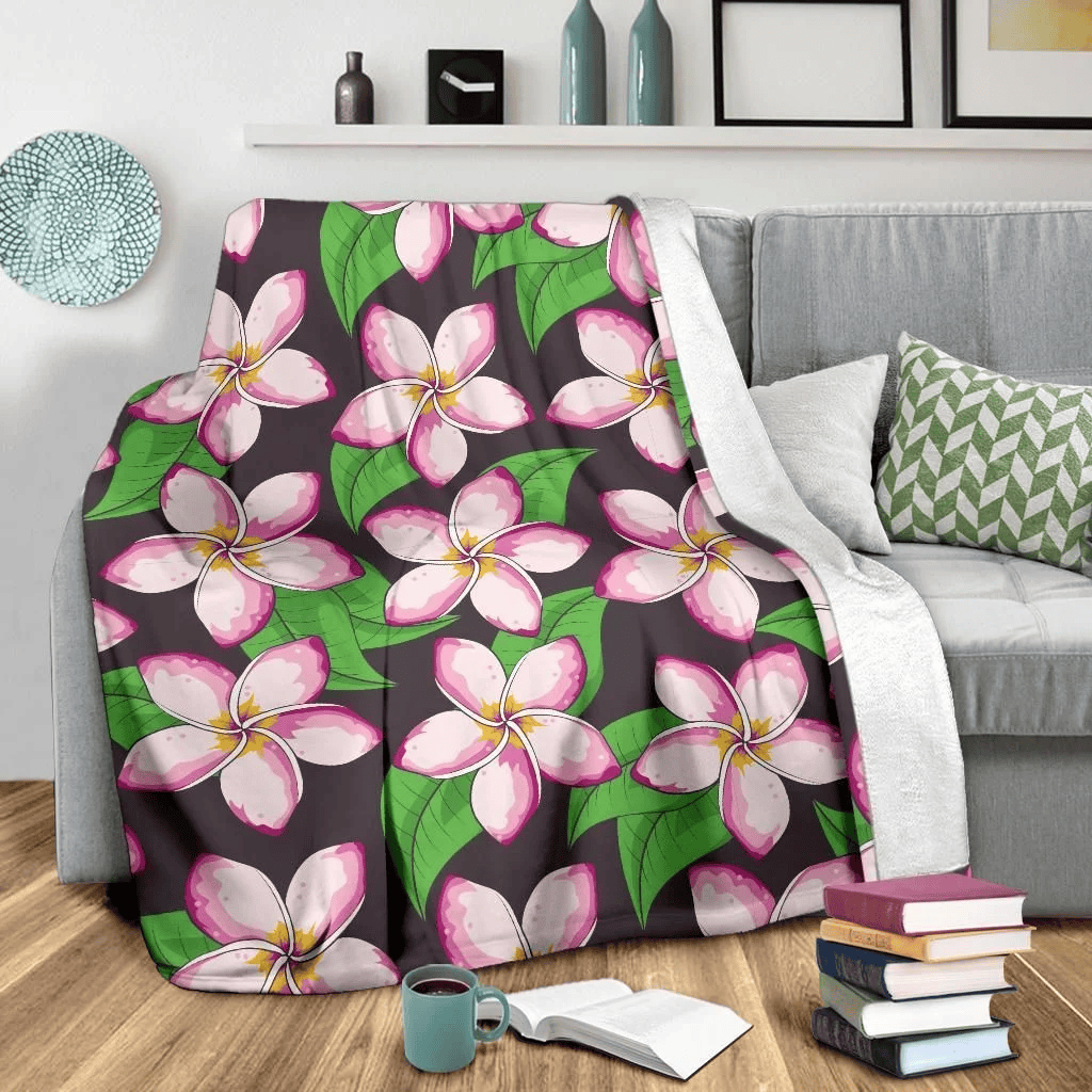 Pink Plumeria Pattern Print Design Fleece Blanket