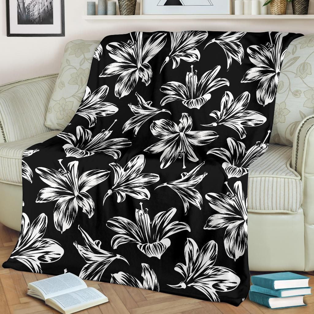 Amaryllis Pattern Print Design Vintage Fleece Blanket