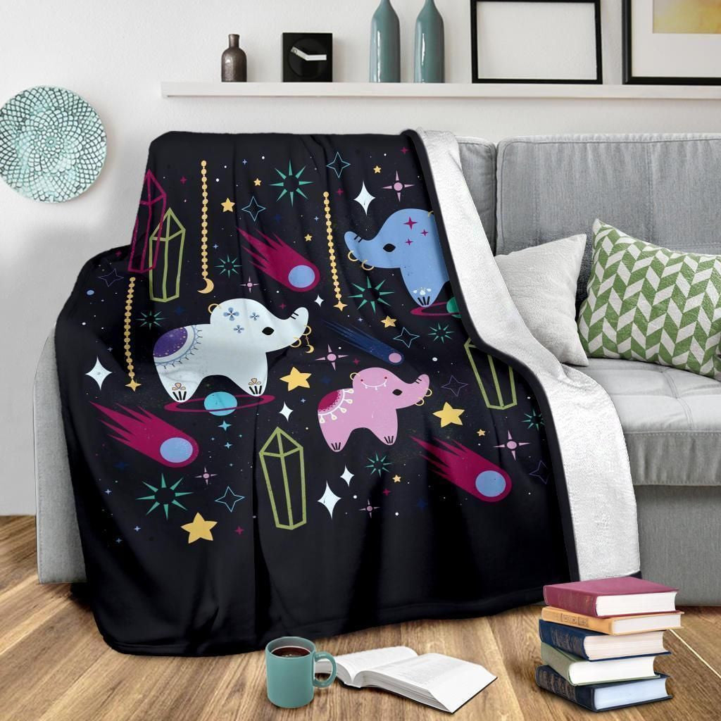 Cute Elephant Cartoon Style Printed Fleece Blanket