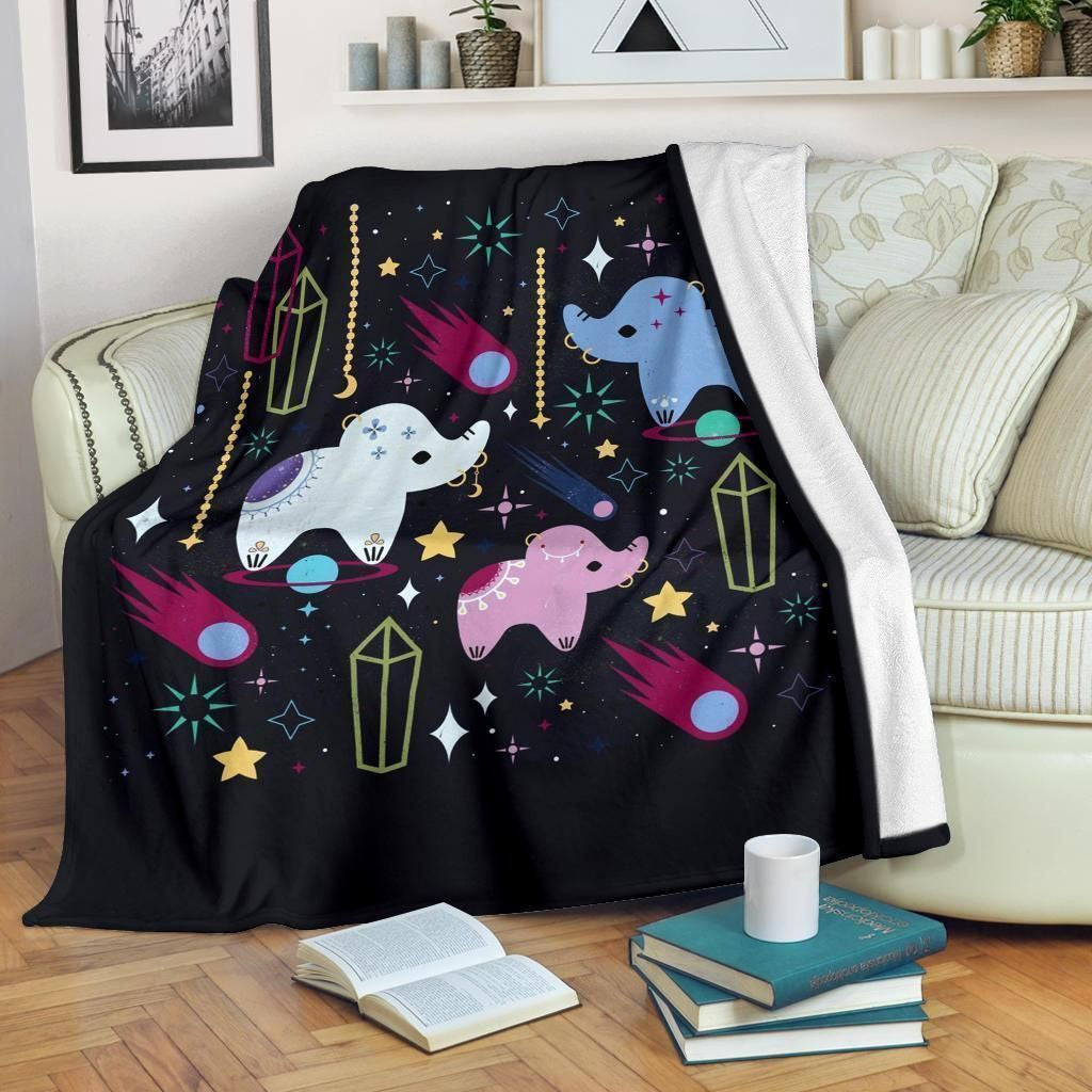 Cute Elephant Cartoon Style Printed Fleece Blanket