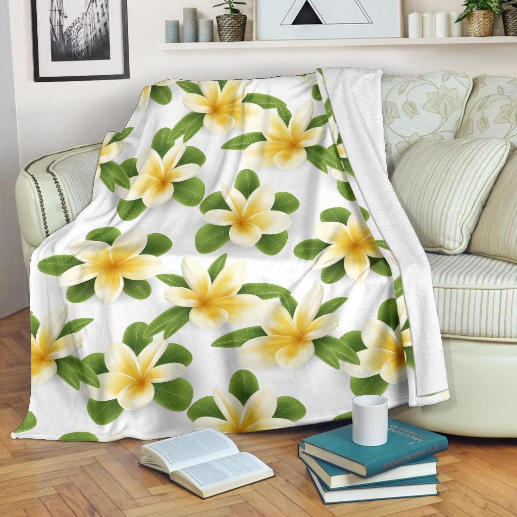 Yellow Plumeria Pattern Print Design Fleece Blanket