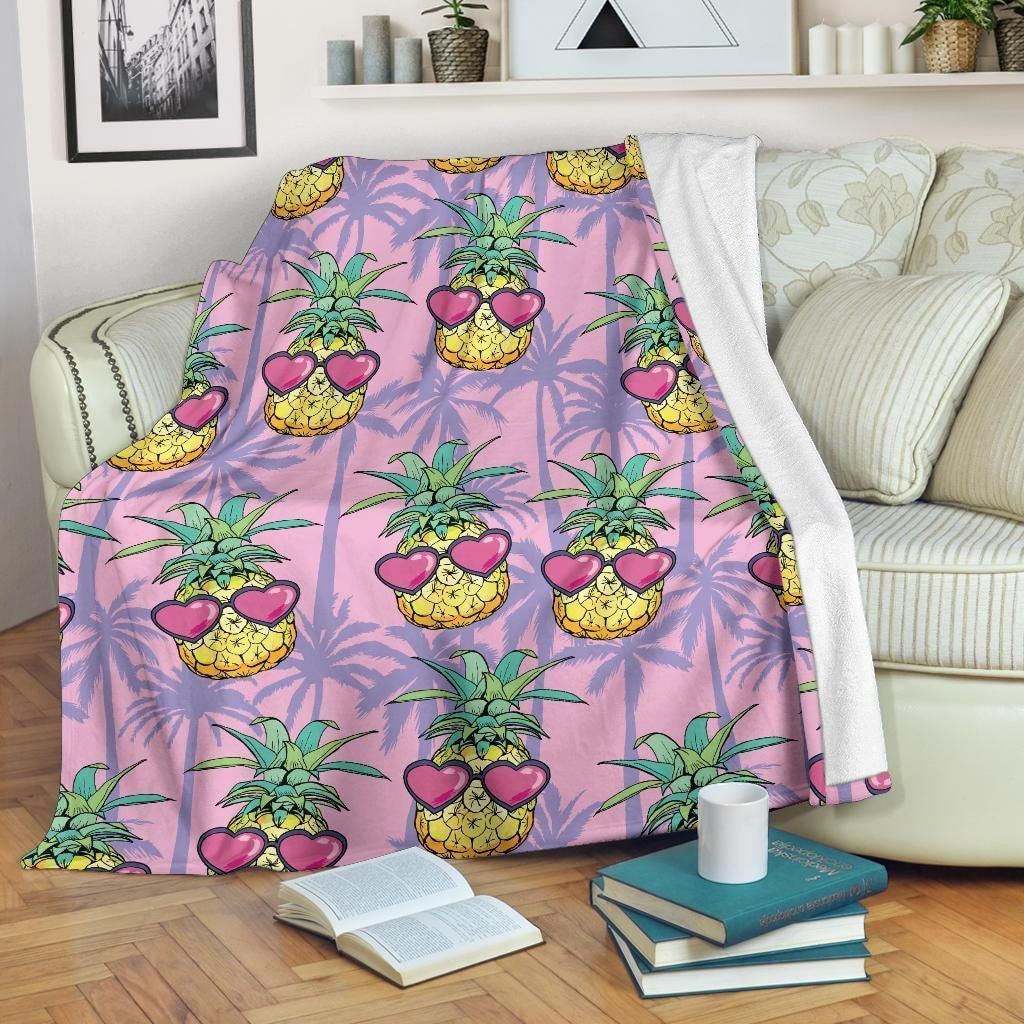 Heart Glasses Pineapple Pattern Print Design Fleece Blanket