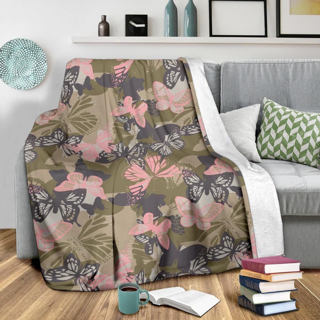 Black Pink Butterfly Camouflage Fleece Blanket