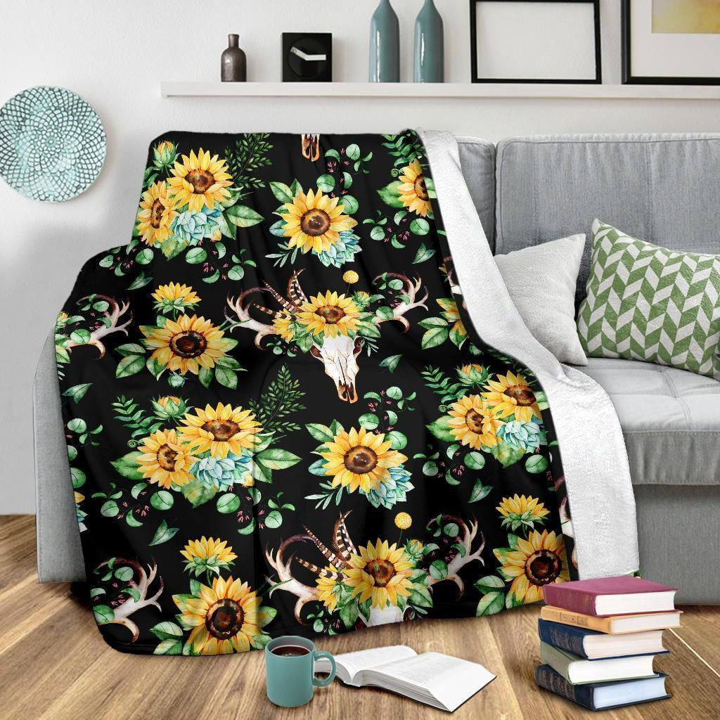 Buffalo Skull Sunflower Pattern Print Design Black Fleece Blanket