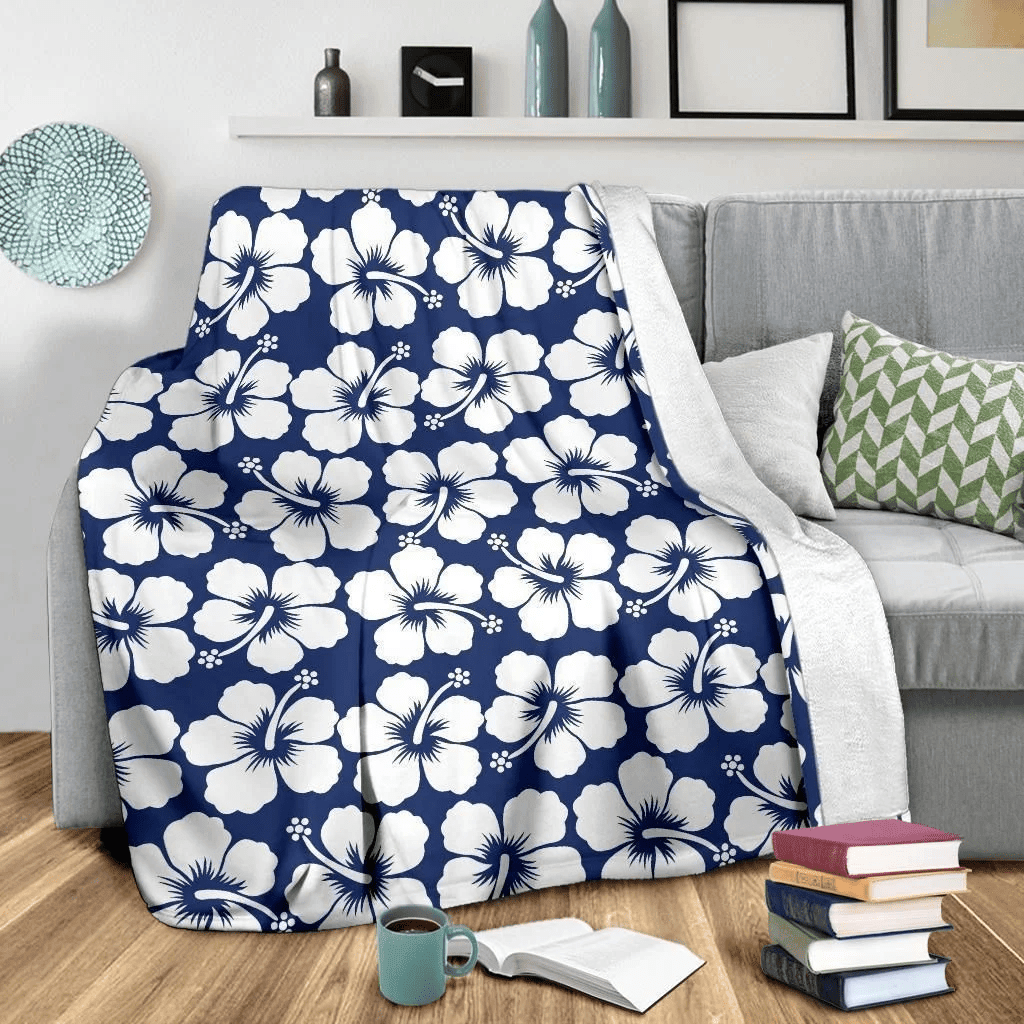 Hibiscus Pattern Print Design White Fleece Blanket