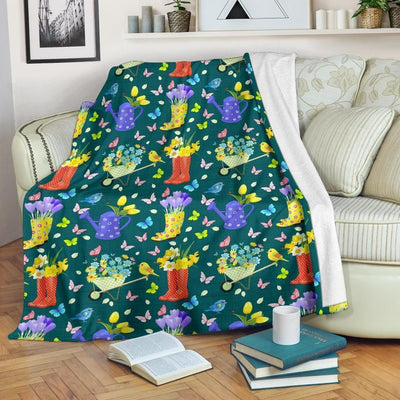 Butterfly Gardening Pattern Print Design Soft Fleece Blanket