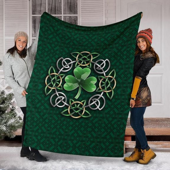 St Patrick's Day Celtic Ireland Celtic Shamrock Printed Fleece Blanket