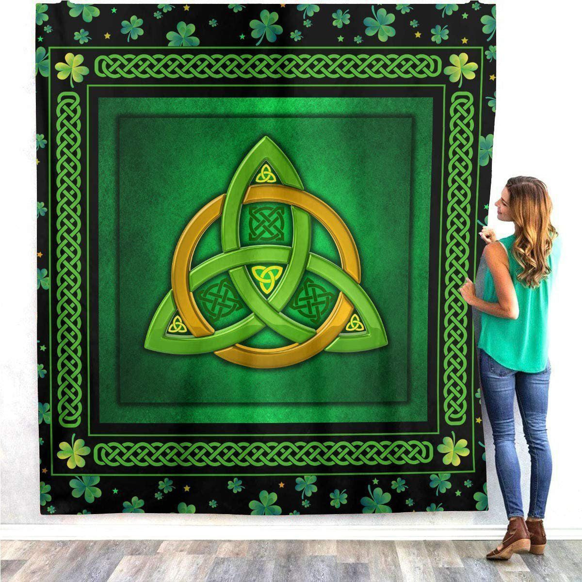 Celtic Trinity Knot Irish Shamrock Clover Birthday Gifts Soft Fleece Blanket