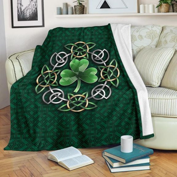 St Patrick's Day Celtic Ireland Celtic Shamrock Printed Fleece Blanket