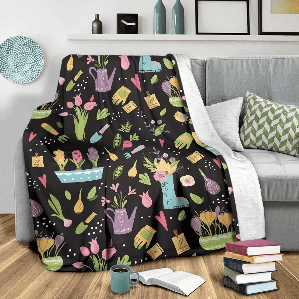 Gardening Pattern Print Design Black Fleece Blanket