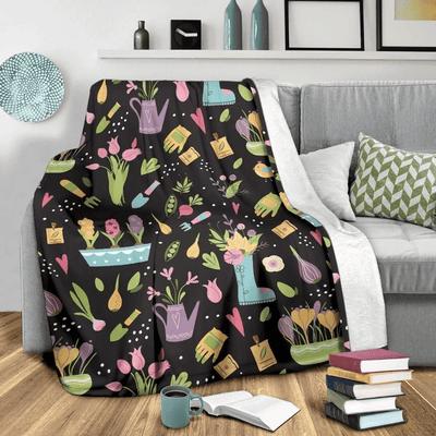 Gardening Pattern Print Design Black Fleece Blanket