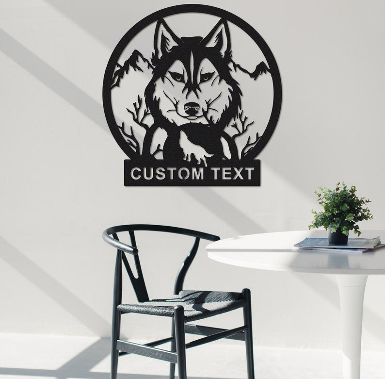 Howling Wolf Sign, Custom Wolf Wall Decor, Wolf Wall Decor, Wolf name sign, Animal Sign, Personalized hunting sign, Hunter Gift, Wolf Gift