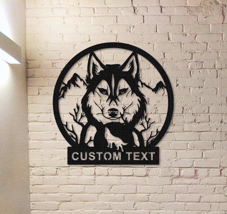 Howling Wolf Sign, Custom Wolf Wall Decor, Wolf Wall Decor, Wolf name sign, Animal Sign, Personalized hunting sign, Hunter Gift, Wolf Gift