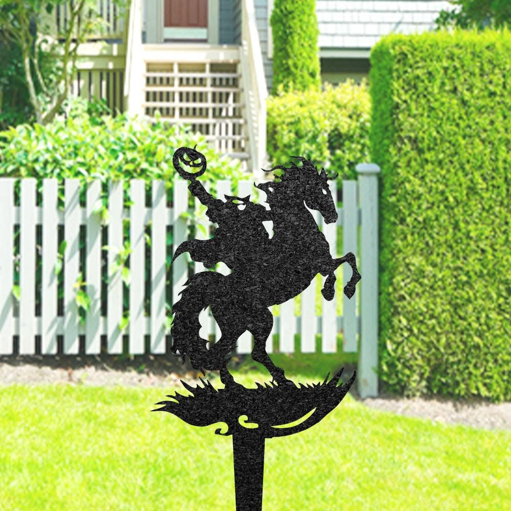 Halloween Garden Stake Headless Horseman Statue Stake Outdoor Halloween Decor Metal Pumpkin Yard Sign Halloween Garden Accessories