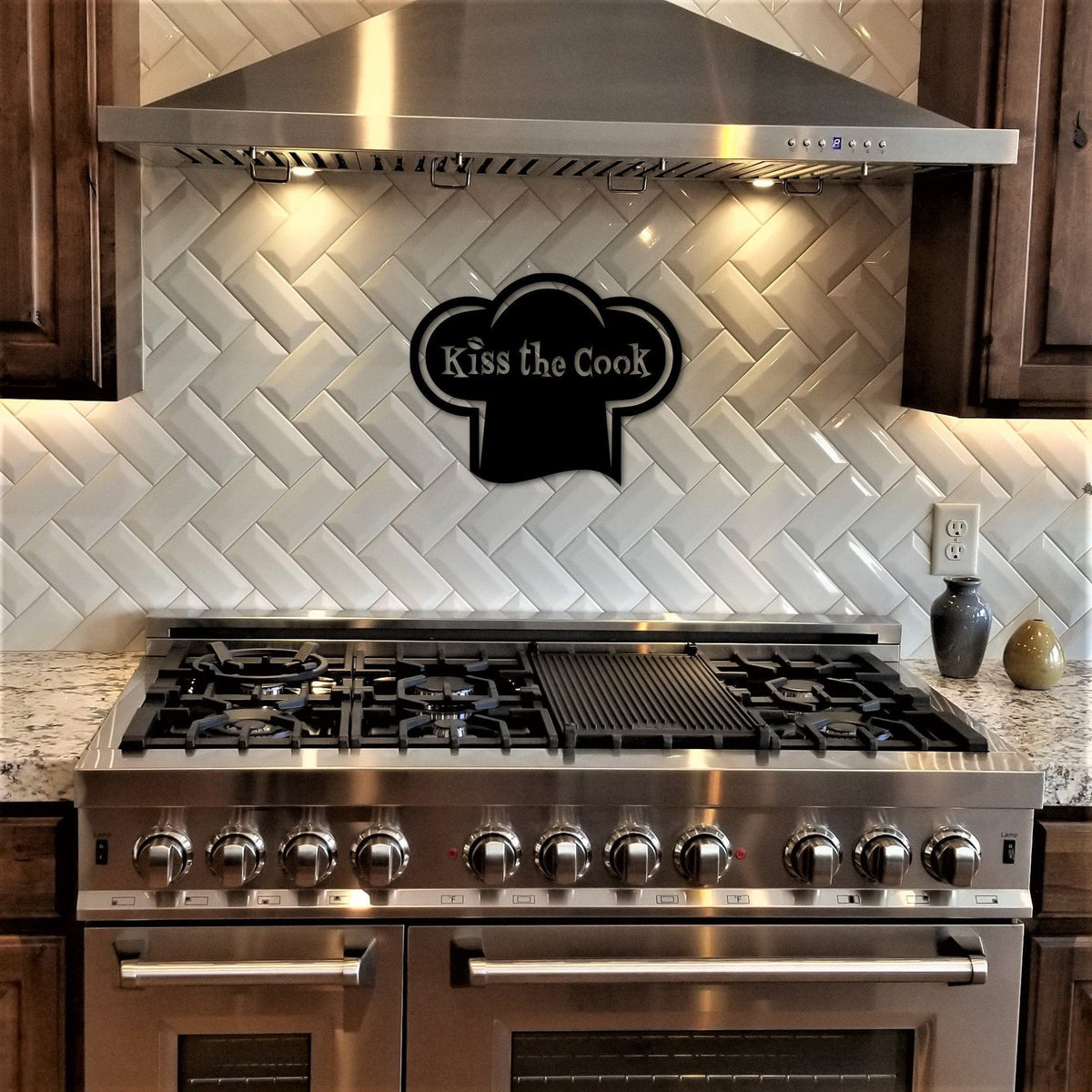 Kiss The Cook Sign Chef Gift Kitchen Sign_ Chef Hat Kitchen Wall Decor Cooking Gifts Gift For Chef