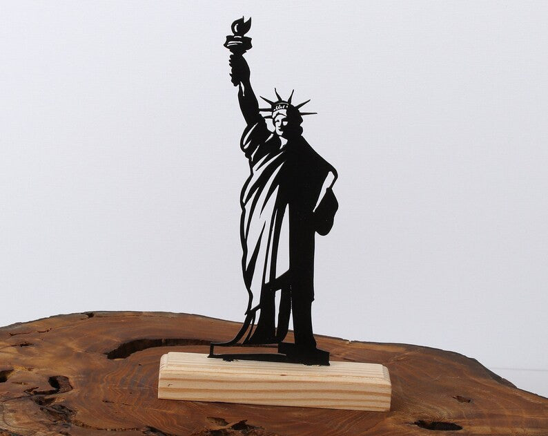 Wire sculpture, pet memorial, pet portrait, wire art, desk decor, desk accessories, Shelf Decor, Bookshelf decor, The Statue of Liberty