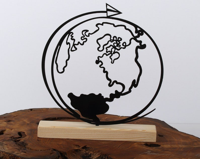 Wire sculpture of world, world memorial, world portrait, wire art, , desk decor, desk accessories, Shelf Decor, Bookshelf decor, world wire