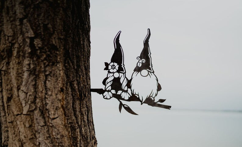 Metal Branch Gnomes Couple Decoration