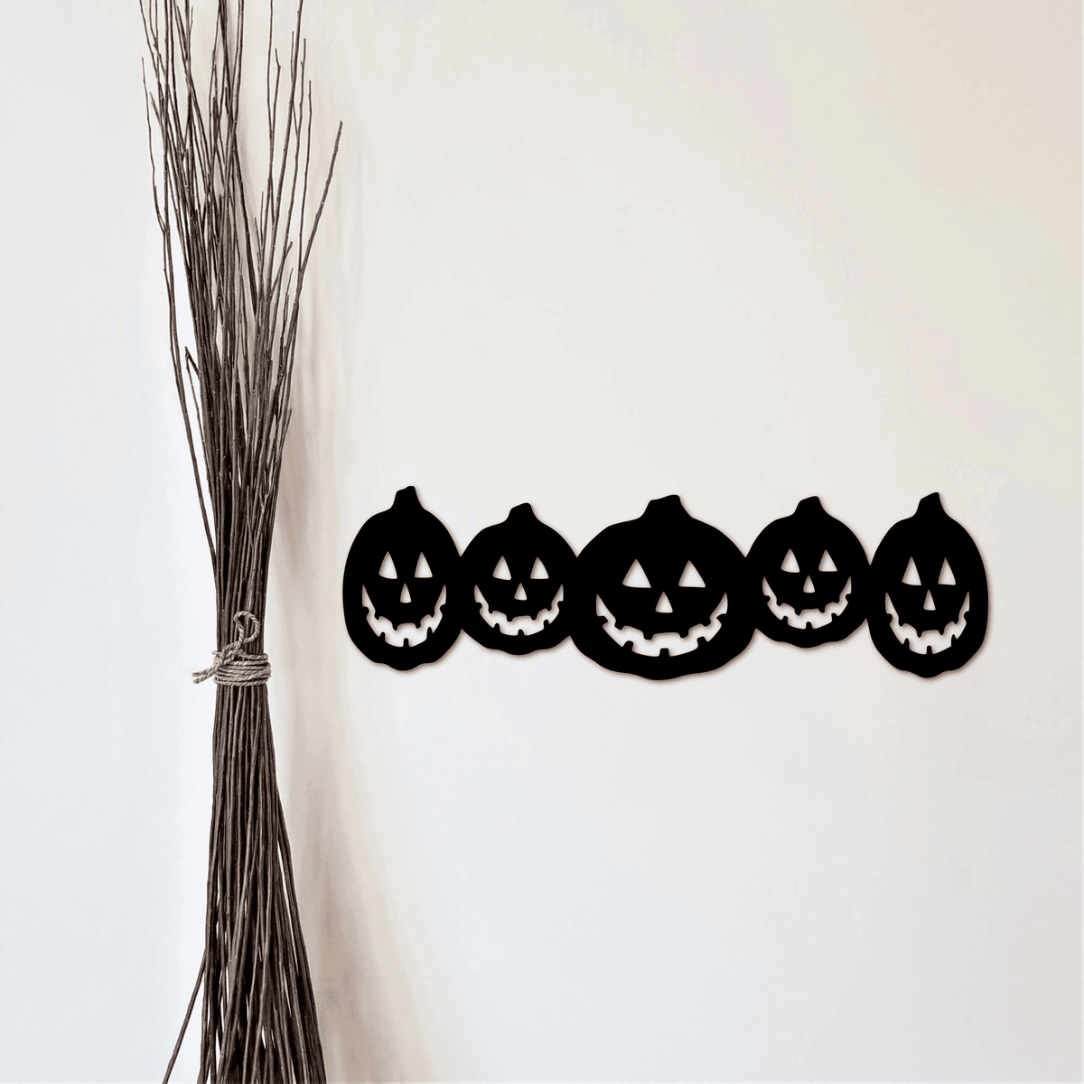 Metal Pumpkins Halloween Decor - Metal Wall Art - Outdoor Or Indoor Decorations - Thanksgiving Sign - Pumpkin Decor -