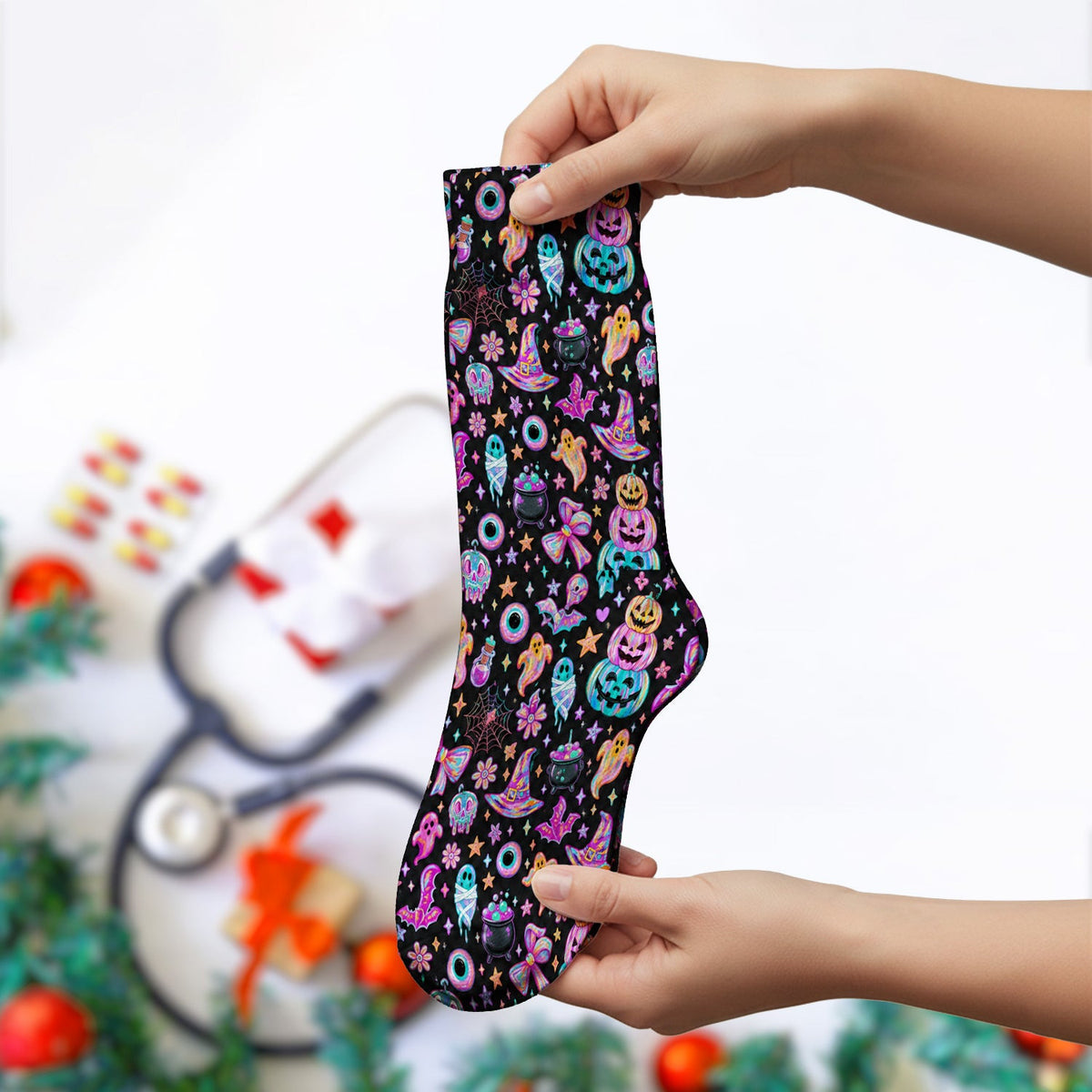 Halloween Ghost with Pumpkin Bat Print Socks, Adult Socks for Men and Women