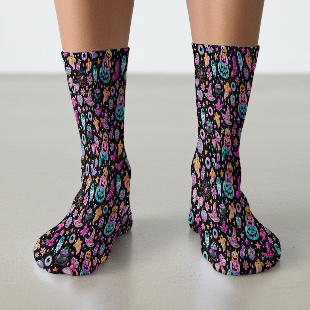 Halloween Ghost with Pumpkin Bat Print Socks, Adult Socks for Men and Women