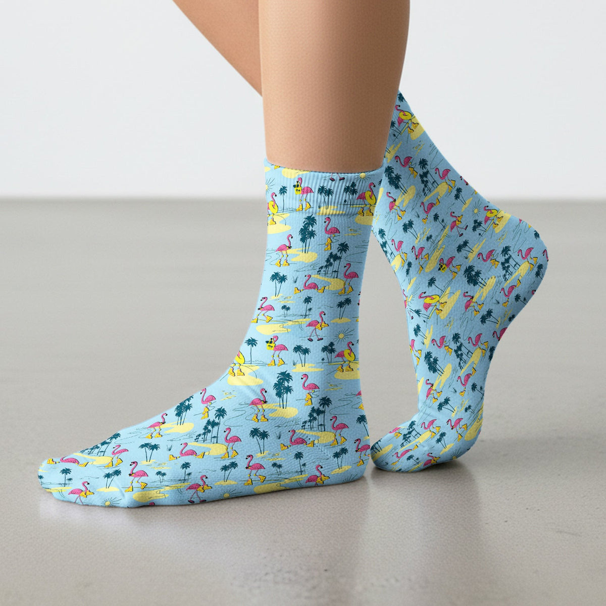 Retro Flamingo Nurse Print Socks, Adult Socks for Men and Women