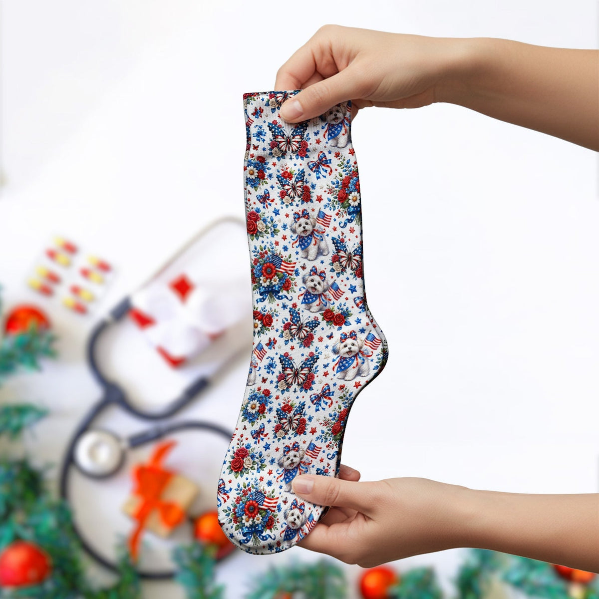 Patriotic Puppy Floral Bouquet Pattern Socks, Adult Socks for Men and Women
